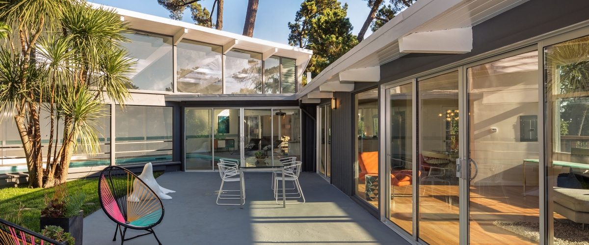 Mid-century modern house patio