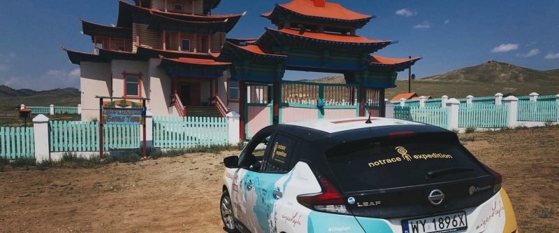 Marek Kaminski's Nissan LEAF in Mongolia